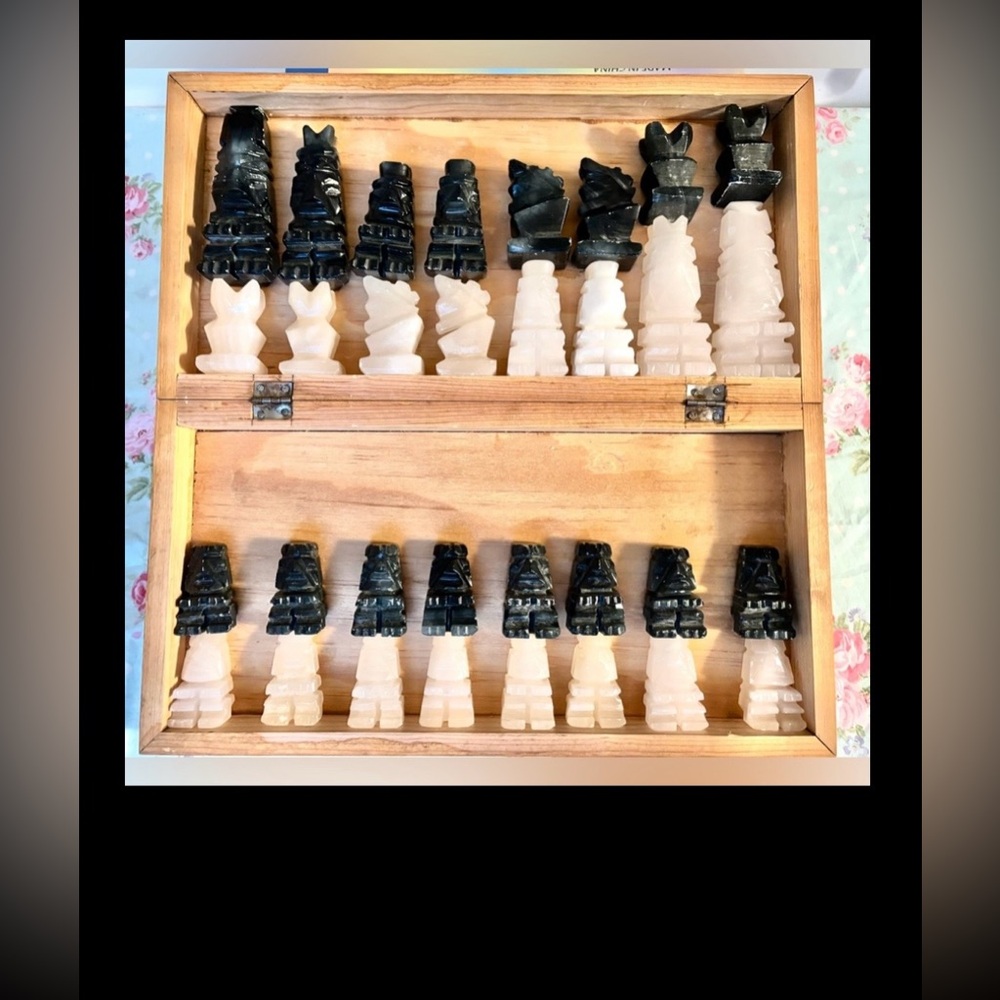 Vintage Onyx & Quartz Aztec Stone Chess Set with Foldable Wood Chessboard